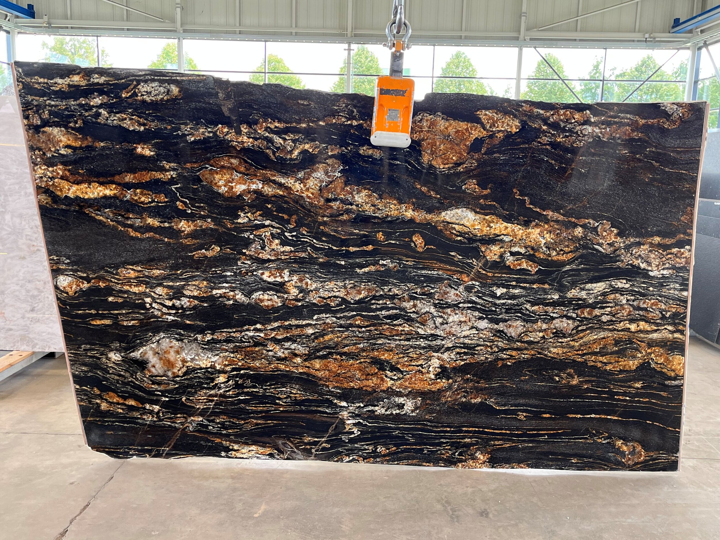 Black Fusion G36392 Naturstein Rohplatte